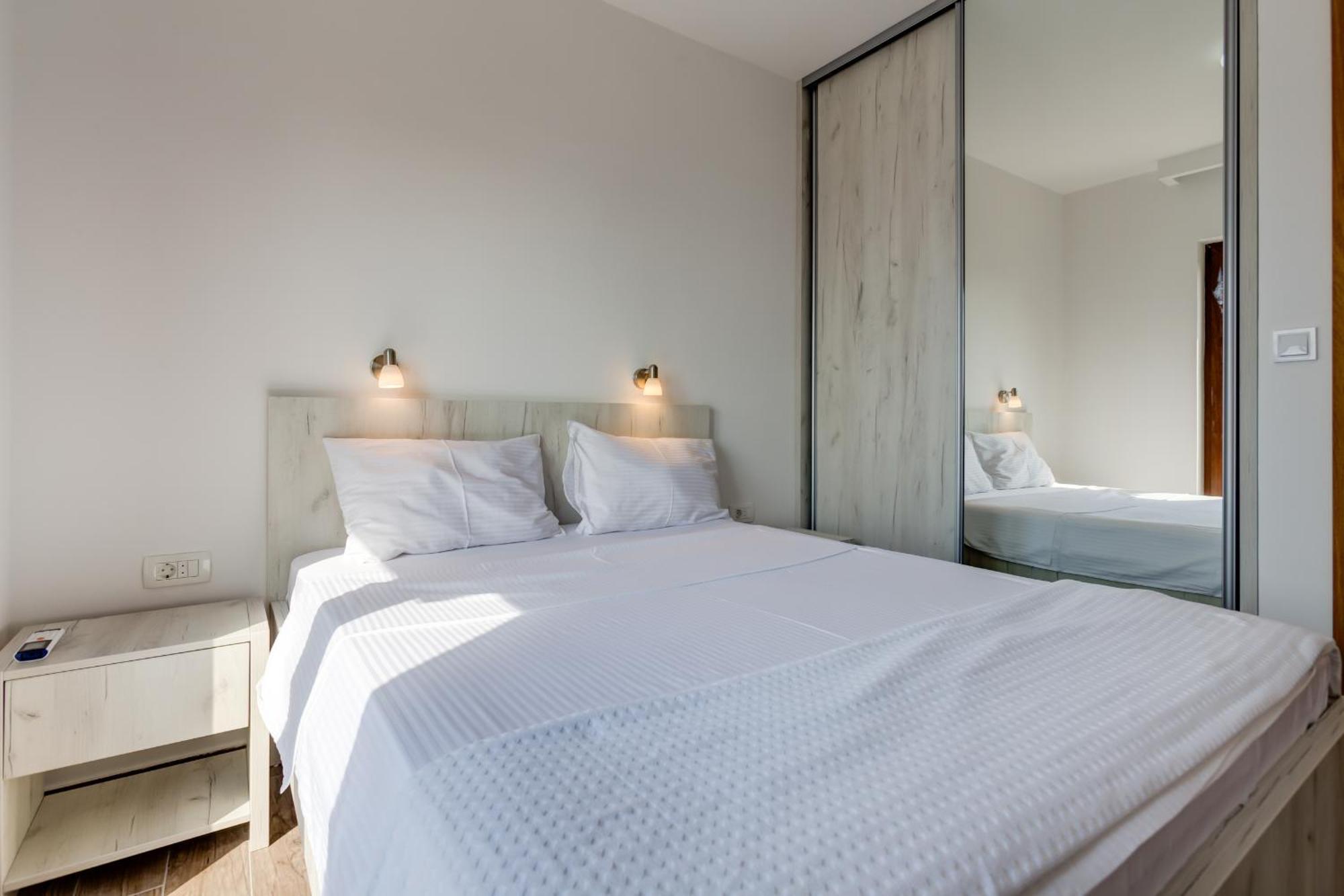 Mima Apartments Свети-Стефан Экстерьер фото