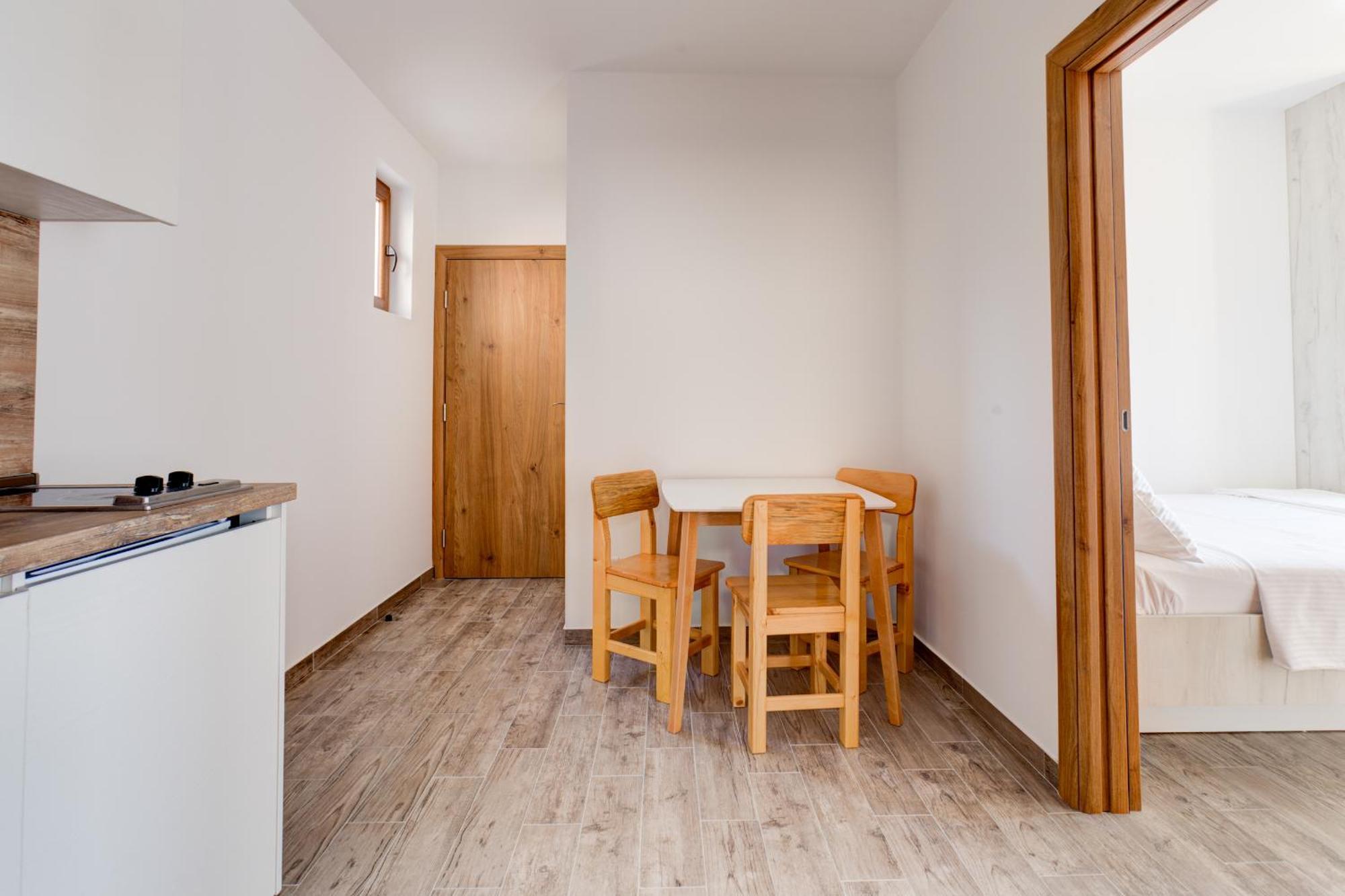 Mima Apartments Свети-Стефан Экстерьер фото