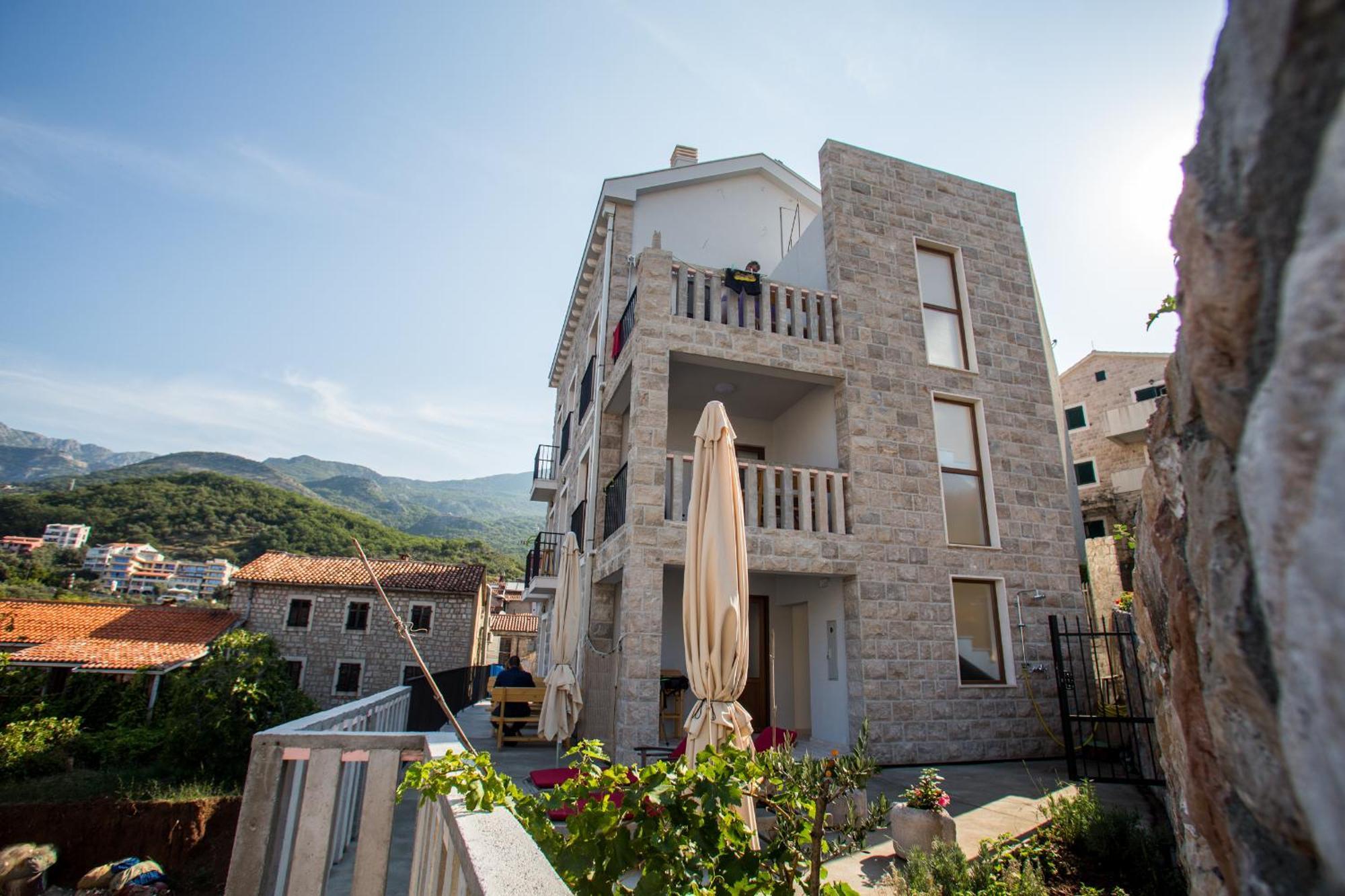 Mima Apartments Свети-Стефан Экстерьер фото
