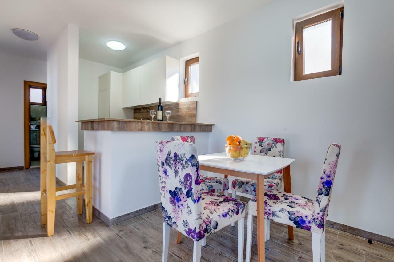 Mima Apartments Свети-Стефан Экстерьер фото